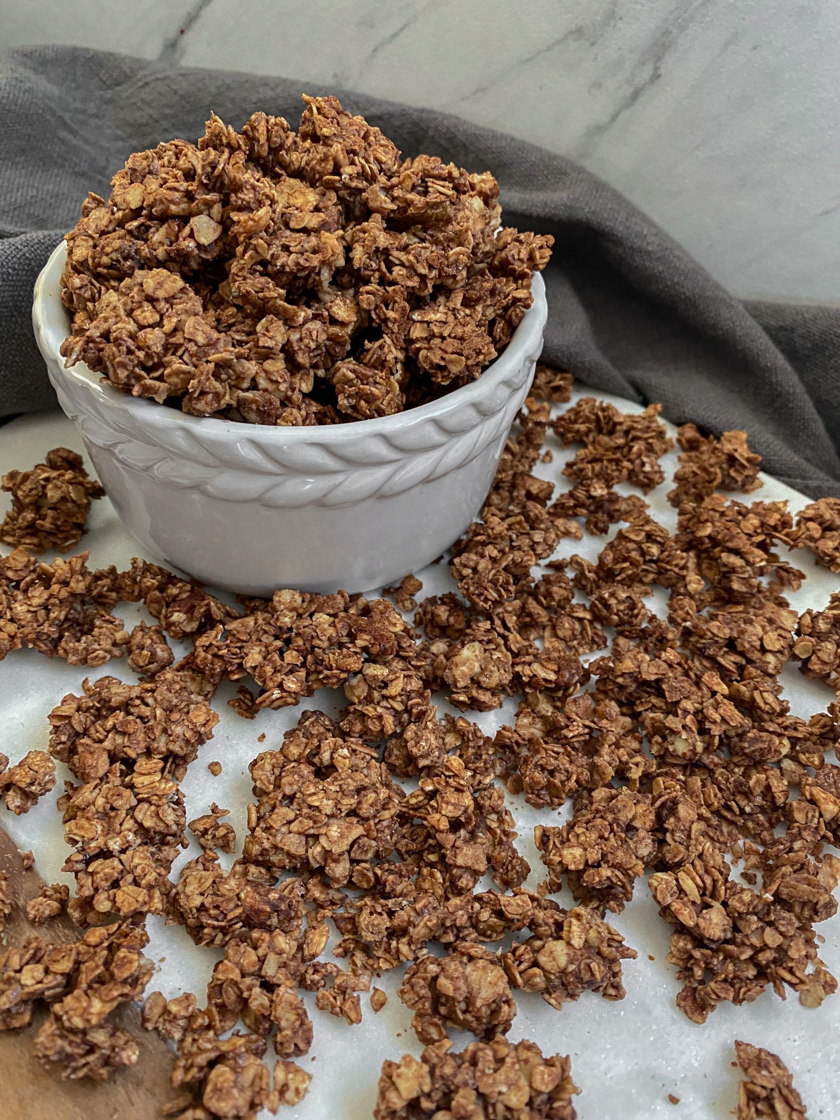 Homemade Chocolate Granola - so easy! - Sugar Salt Magic